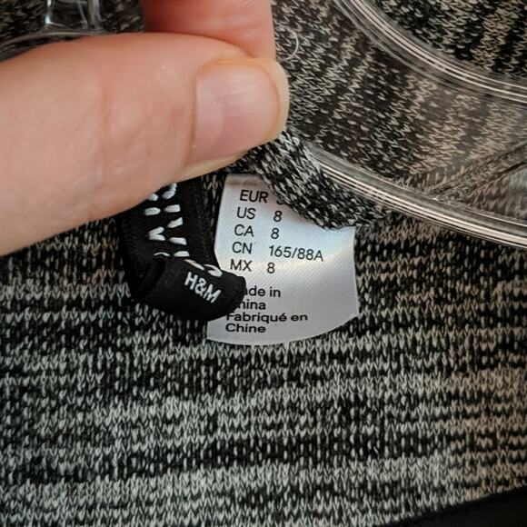 EUC Divided Sweater Blazer, 8 - Picture 4 of 7